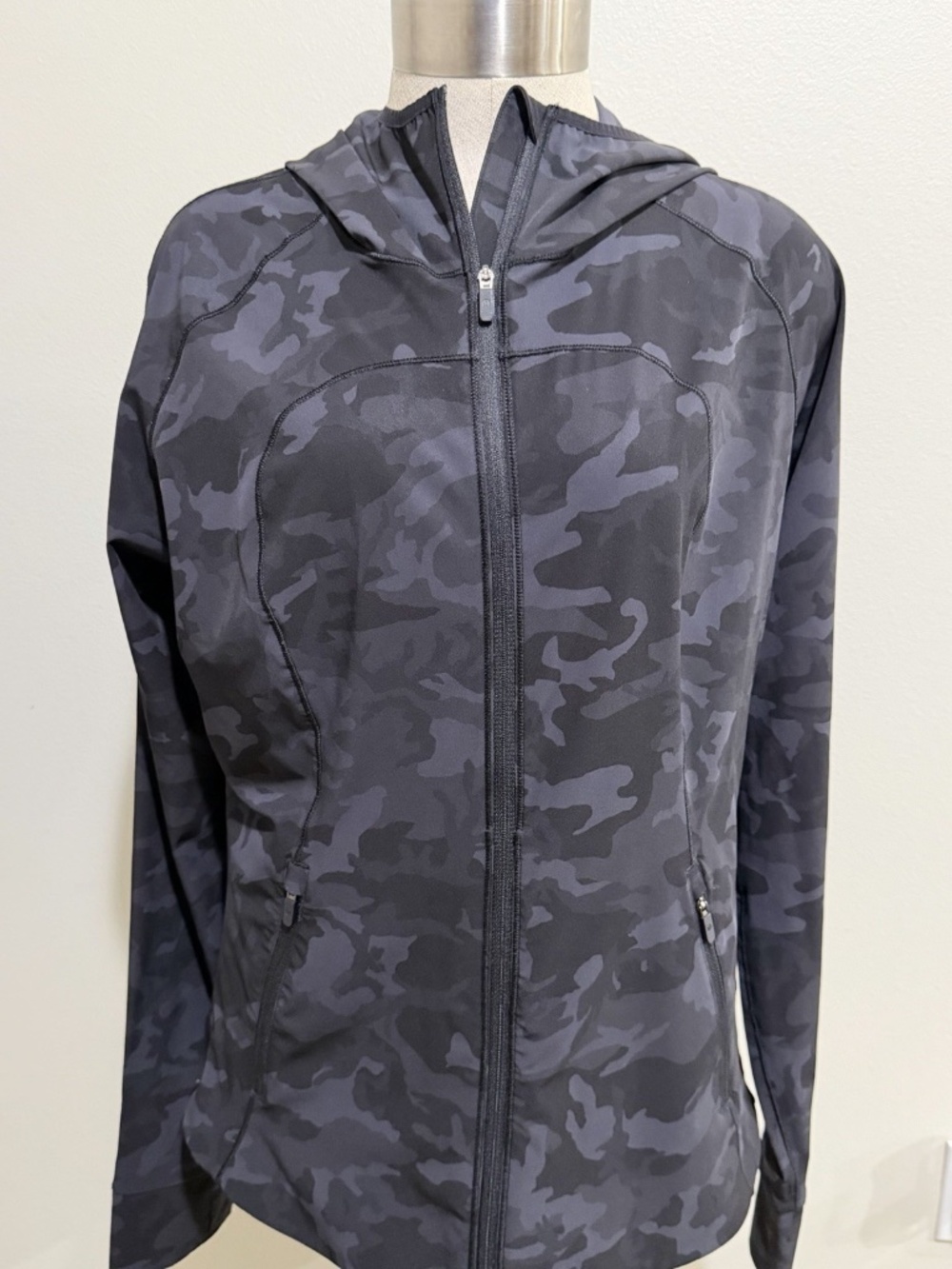 Lululemon Windbreaker Mist Over Jacket Incognito Black Camo Women's 10
